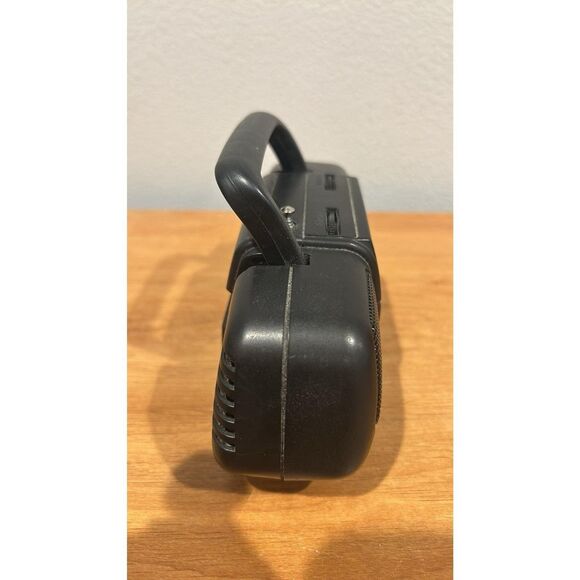 Working Baby  Boom Box By Lifelong  AM/FM  Portage  Radio 7.5x3.5 inches - Picture 7 of 7